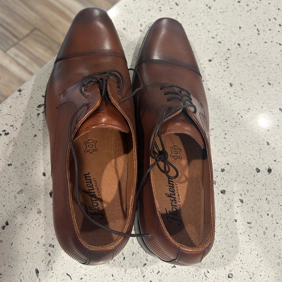 New with box Florsheim shoes - Picture 2 of 5